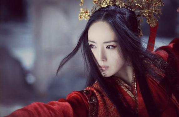 现在董璇为什么没有导演敢用她(董璇是干啥的) 现在董璇为什么没有导演敢用她(董璇是干啥的)