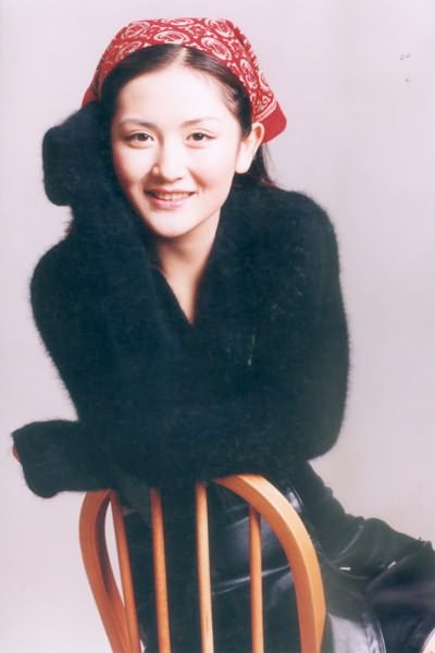 谢娜卸妆后素颜照曝光(谢娜素颜照最近)