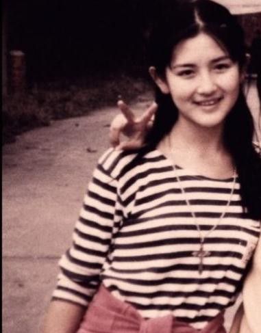 谢娜卸妆后素颜照曝光(谢娜素颜照最近)