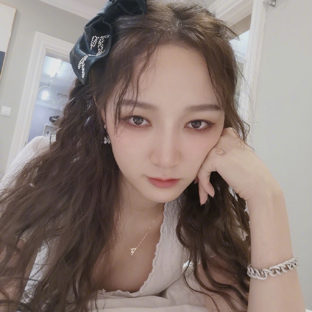 孟佳为什么叫上海小分队(张含韵孟佳上海小分队)