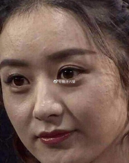 卸妆后的赵丽颖照片(赵丽颖卸完妆后的样子)