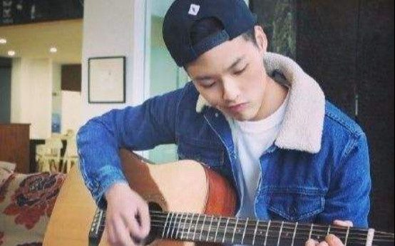 郑锐彬整容前后对比图