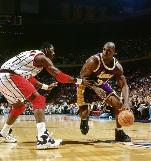 奥拉朱旺和奥尼尔谁厉害(奥尼尔为什么打不过奥拉朱旺)