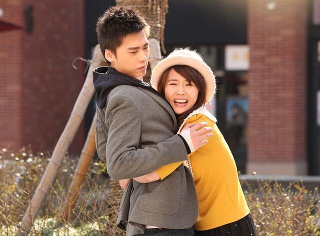 方安娜李易峰否认恋情(李易峰的女朋友是方安娜) 方安娜李易峰否认恋情(李易峰的女朋友是方安娜)