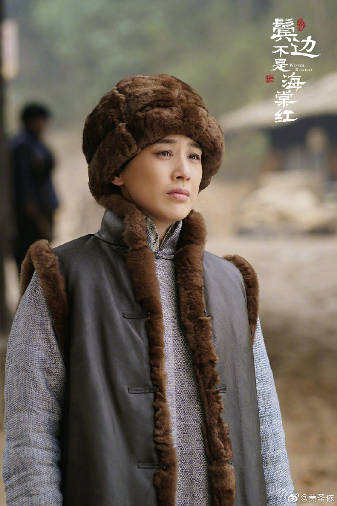 黄圣依是斗鸡眼吗(黄圣依斗鸡眼怎么还有人喜欢)