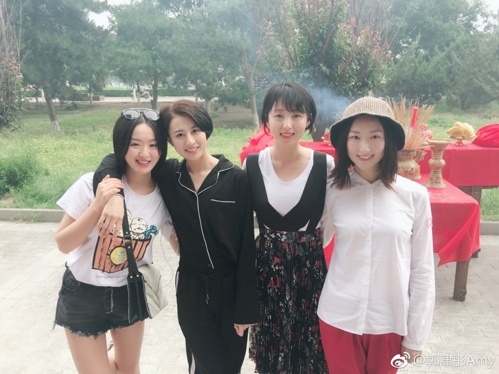 郭津彤有过婚史吗(郭津彤是二婚吗)