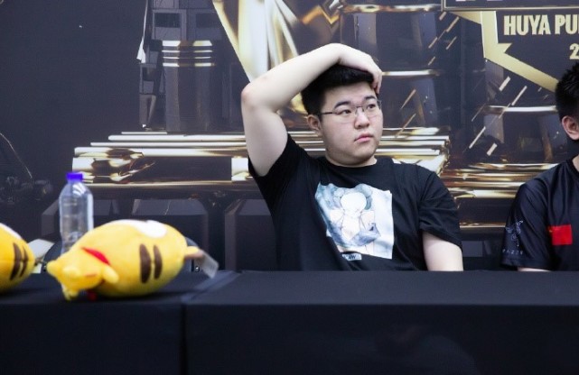 韦神为什么叫无天、韦栗子、乐观族长、蜜蜂 韦神为什么叫无天、韦栗子、乐观族长、蜜蜂