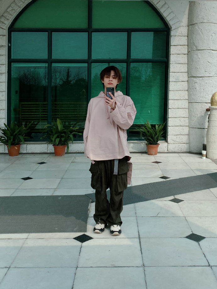 严浩翔为什么叫展逸文、严好香、展小啦、财(为什么严浩翔又叫展逸文) 严浩翔为什么叫展逸文、严好香、展小啦、财(为什么严浩翔又叫展逸文)