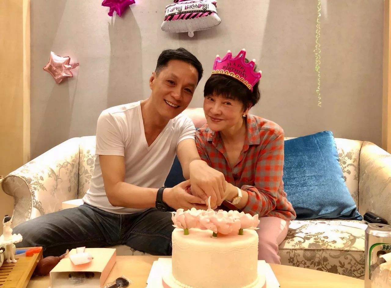 电视剧中冯远征打梅婷真的吗(梅婷被冯远征) 电视剧中冯远征打梅婷真的吗(梅婷被冯远征)