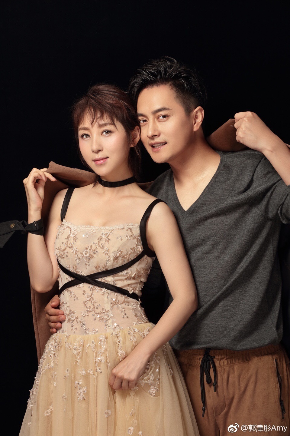 郭津彤有过婚史吗(郭津彤是二婚吗)