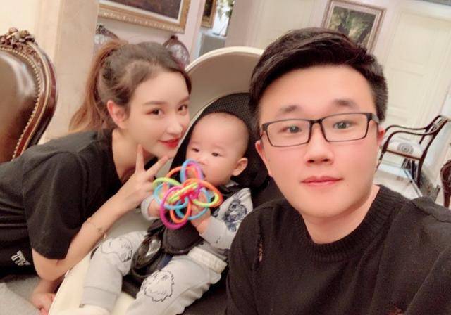 网红雪梨整容前后照片(网红雪梨的脸怎么了)