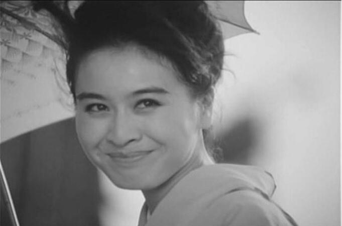 栗原小卷是混血儿吗(栗原小卷现在照片)