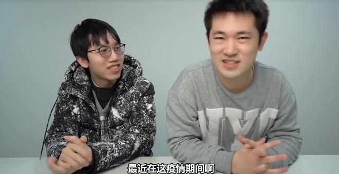 吃素的狮子和一只小仙若是什么关系情侣吗(狮子为什么不评论小仙若了)