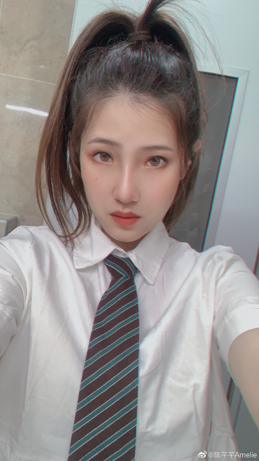 陈芊芊的家境是不是很有钱(陈芊芊个人资料是富二代吗)