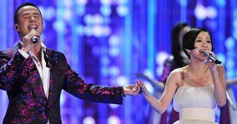 适合两个人表演的节目有哪些?适合两个人合(适合一两个人表演的小节目) 适合两个人表演的节目有哪些?适合两个人合(适合一两个人表演的小节目)