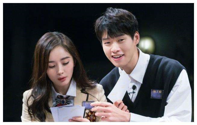 魏大勋为什么喜欢离了婚的杨幂(杨幂和魏大勋分手了吗)