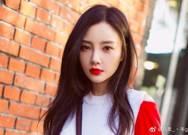 为什么叫李小璐平嘻王、小麋鹿(李小璐为啥叫平西王)