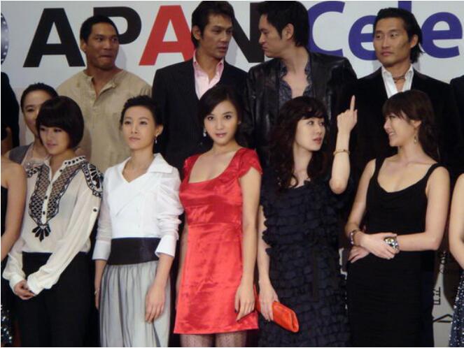 王京花现在在带谁(王京花哪的人)