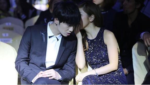 邓紫棋金鱼嘴图片(邓紫棋的金鱼嘴是什么意思)