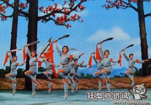 样板戏是什么意思?样板戏白毛女受追捧站<(样板戏《白毛女》剧情简介)