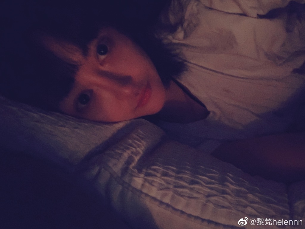 屈楚萧前女友黎梵照片(黎梵和屈楚萧事件图片)