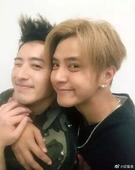 罗志祥多人运动是什么意思(罗志祥多人运动是什么意思 知乎)