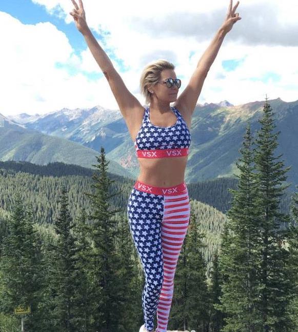 Gigi Hadid的脸怎么了看起来崩垮 Gigi Hadid的脸怎么了看起来崩垮