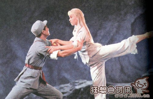 样板戏是什么意思?样板戏白毛女受追捧站<(样板戏《白毛女》剧情简介) 样板戏是什么意思?样板戏白毛女受追捧站<(样板戏《白毛女》剧情简介)