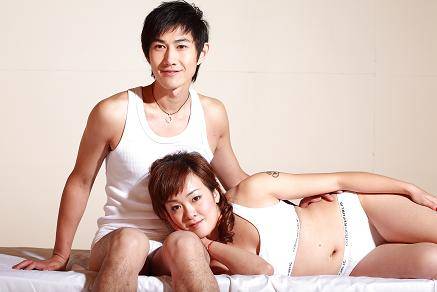 何明翰陈键锋好像的对比图