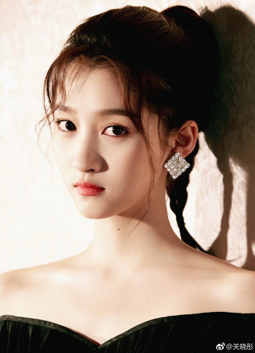 赵丽颖和关晓彤撞衫照(与赵丽颖撞衫)