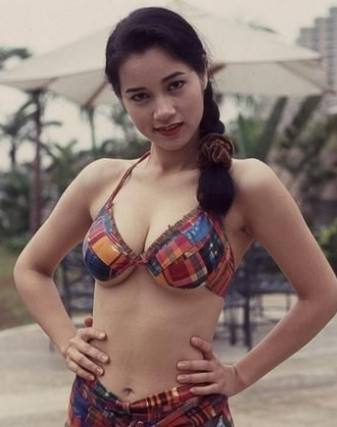 郑艳丽年轻时候性感写真图