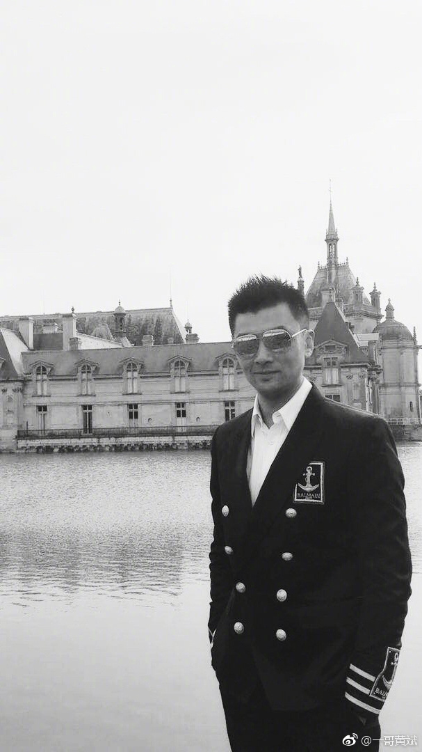 明星经纪人黄斌的收入高吗？黄斌解约黄晓明