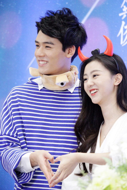 徐沐婵与龚俊谈恋爱了(龚俊的女朋友徐沐婵) 徐沐婵与龚俊谈恋爱了(龚俊的女朋友徐沐婵)