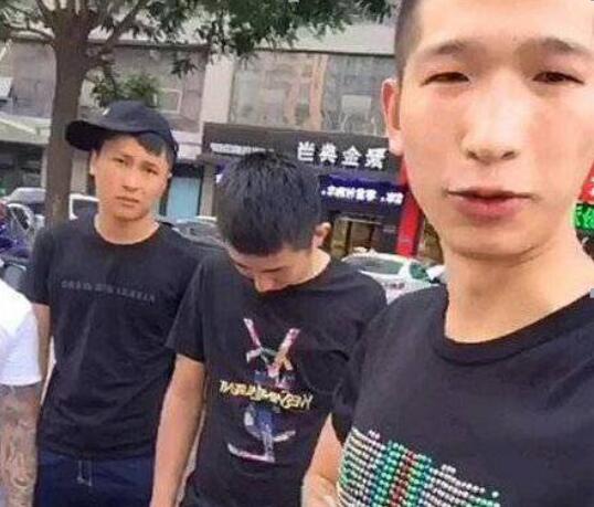 石家庄狗磊二驴事件怎么回事？二驴为啥不敢