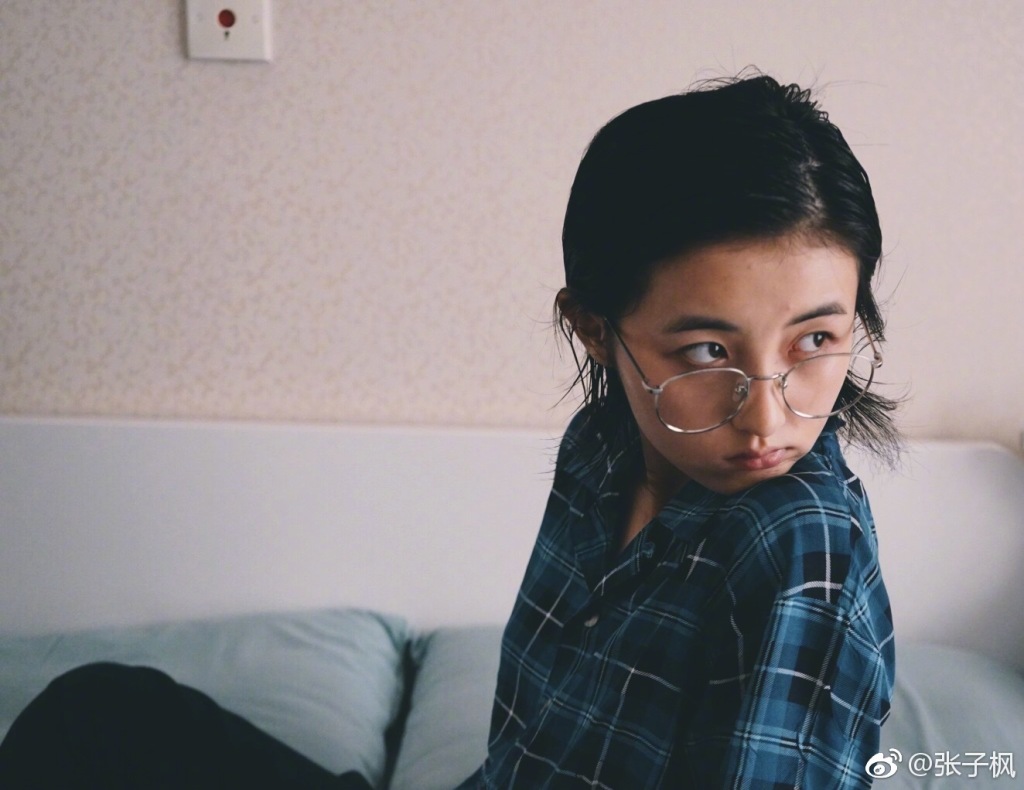 张子枫是近视眼吗？张子枫如何出道成为演员