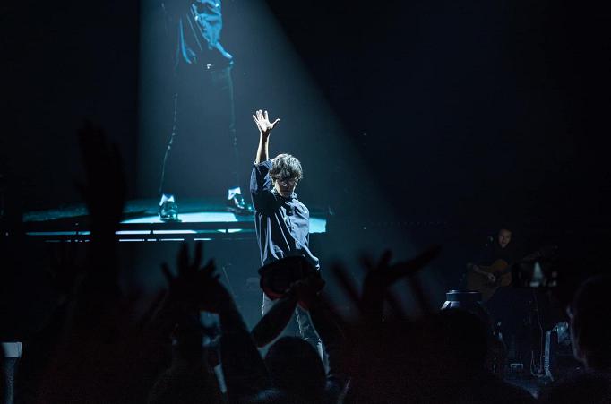 卢广仲为什么叫小队长(卢广仲怎么了)