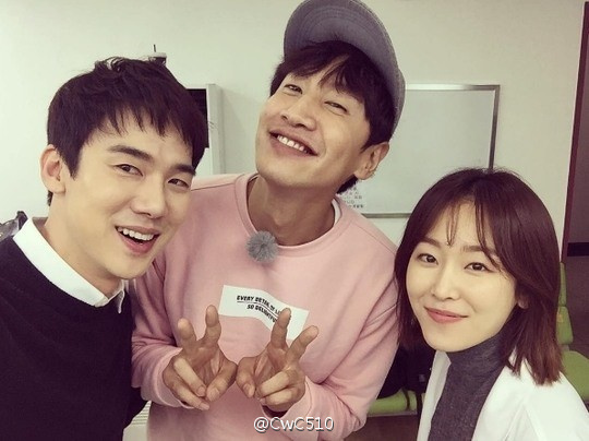 徐贤真男朋友是李光洙吗？徐贤真尴尬颁奖典