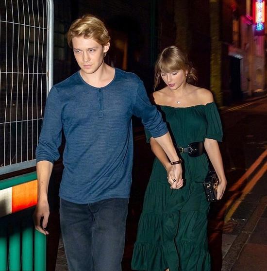 霉霉历届男友盘点(霉霉的男友)