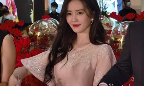 刘诗诗现身成都(刘诗诗现身成都视频)