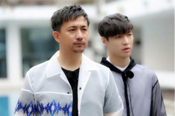 张艺兴为什么叫莲莲、甜菜？张艺兴叫黄磊师