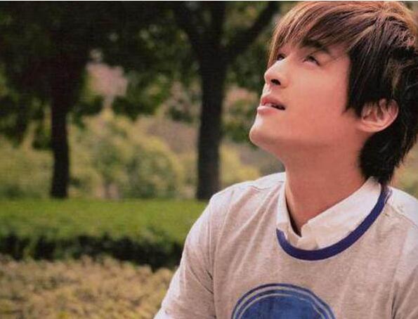 胡歌粉丝男女比例为什么男的比女的多？胡歌(胡歌男粉丝女粉丝数量)