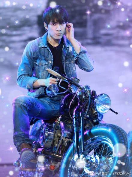 韩东君的摩托车多少钱?韩东君被曝男女关系