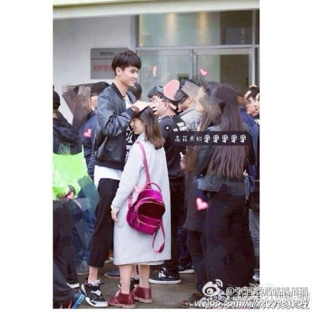 邢菲和李宏毅是情侣吗结婚没？邢菲真实身高