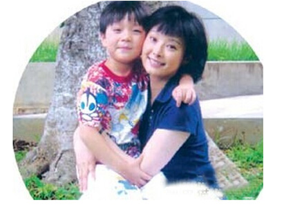 徐威为什么不娶袁立?徐威袁立的儿子照片 徐威为什么不娶袁立?徐威袁立的儿子照片