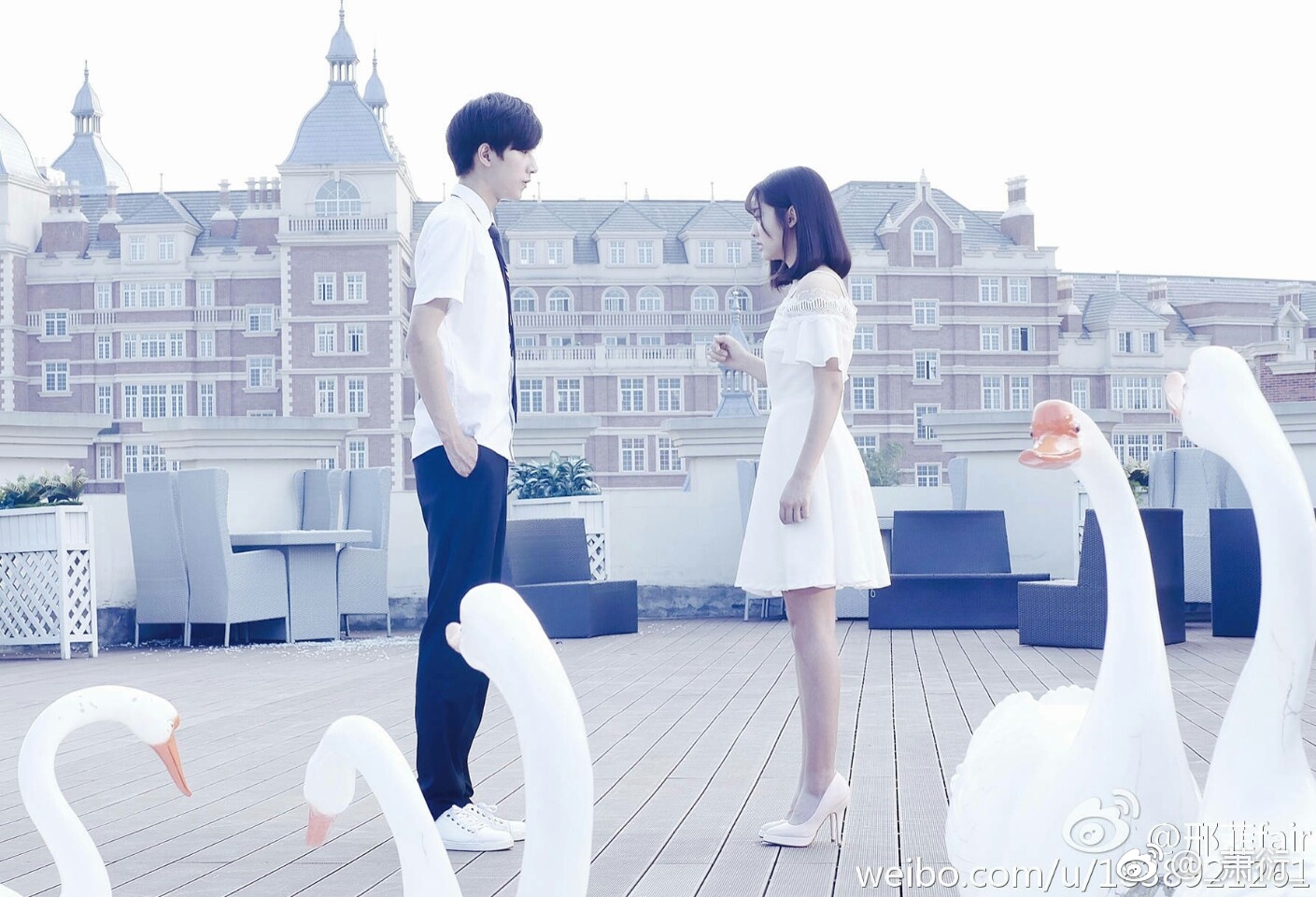 邢菲和李宏毅是情侣吗结婚没？邢菲真实身高