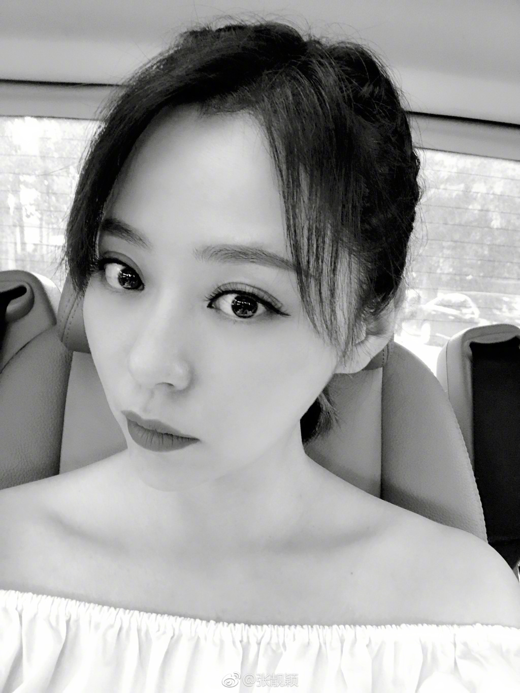 张靓颖和伴郎陈秋莳有什么绯闻？张靓颖和谢