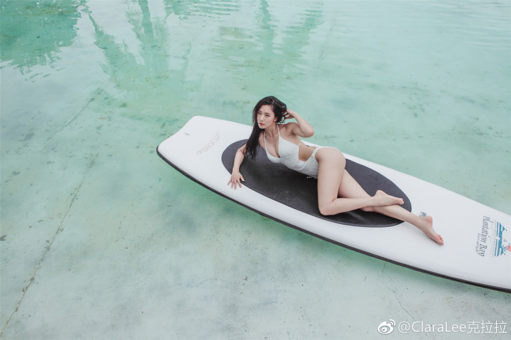 李成敏穿短裤衣服图片 李成敏穿短裤衣服图片