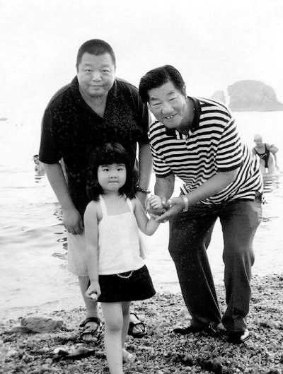 臧天朔老婆李梅曾是服务员？女儿已成年儿子