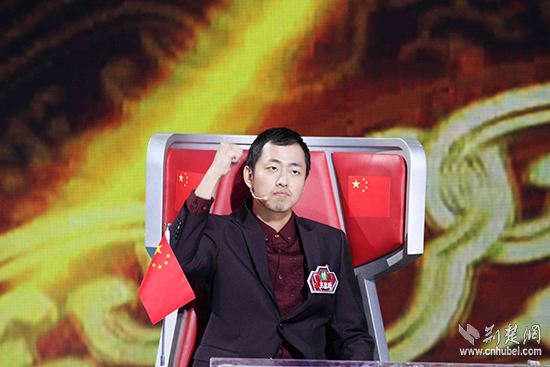 王昱珩做什么工作怎么赚钱的?王昱珩和余奕 王昱珩做什么工作怎么赚钱的?王昱珩和余奕