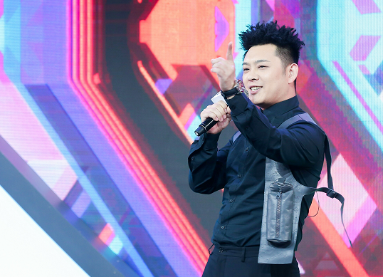 野狼disco为什么为什么突然这么火(野狼disco这么难听的歌为什么会火)